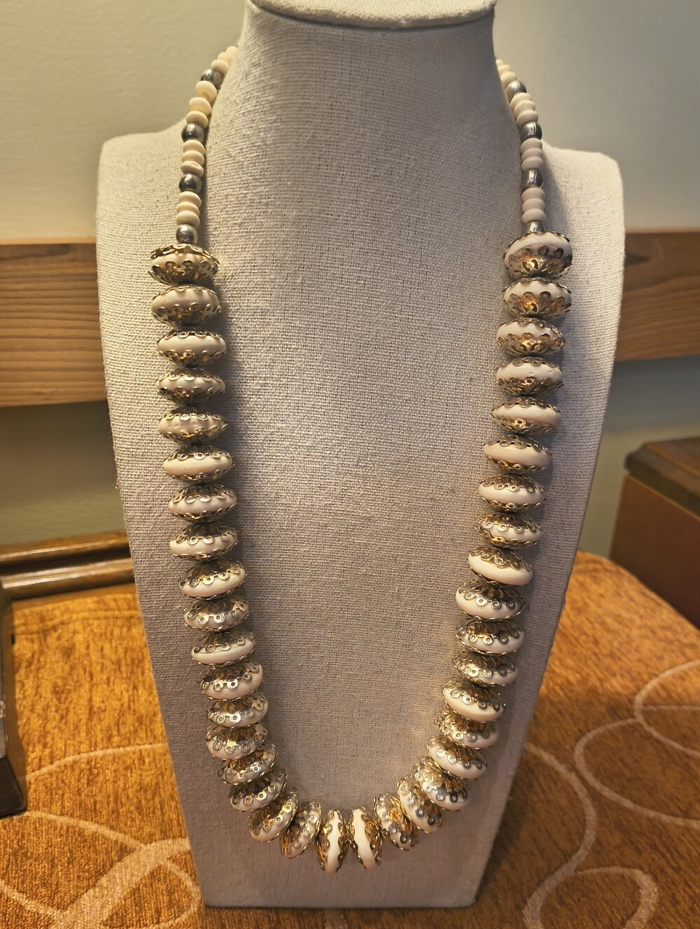Vtg Unsigned Miriam Haskell Style Cream Glass Filigree End Caps Necklace
